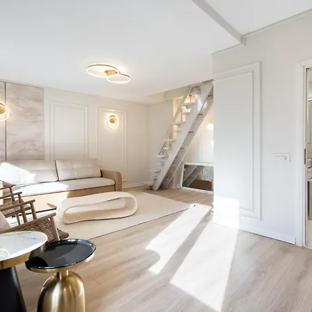 Silk Haven I Loft In Piata Romana Apartment